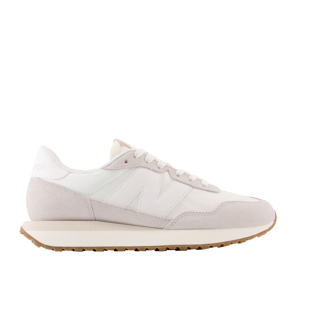 New Balance 237 white tennis shoes
